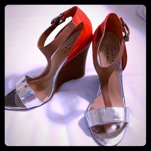 Badgley Mischka Wedges